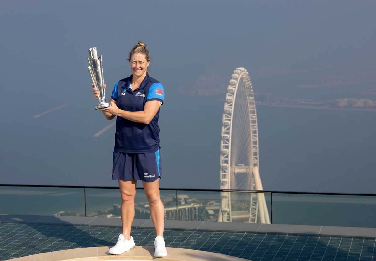 Sophie Devine poses with the trophy a day after leading New Zealand to the title, Women's T20 World Cup, Dubai, October 21, 2024
