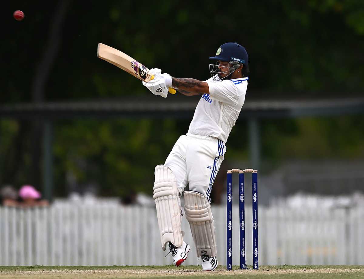 Ishan Kishan latches onto a short ball, Australia A vs India A, 1st four-day game, Mackay, November 2, 2024
