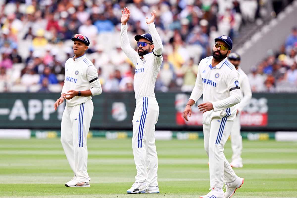 Yashasvi Jaiswal, Virat Kohli and Rohit Sharma look on during India's disappointing first session, Australia vs India, 4th Test, Melbourne, 2nd day, December 27, 2024