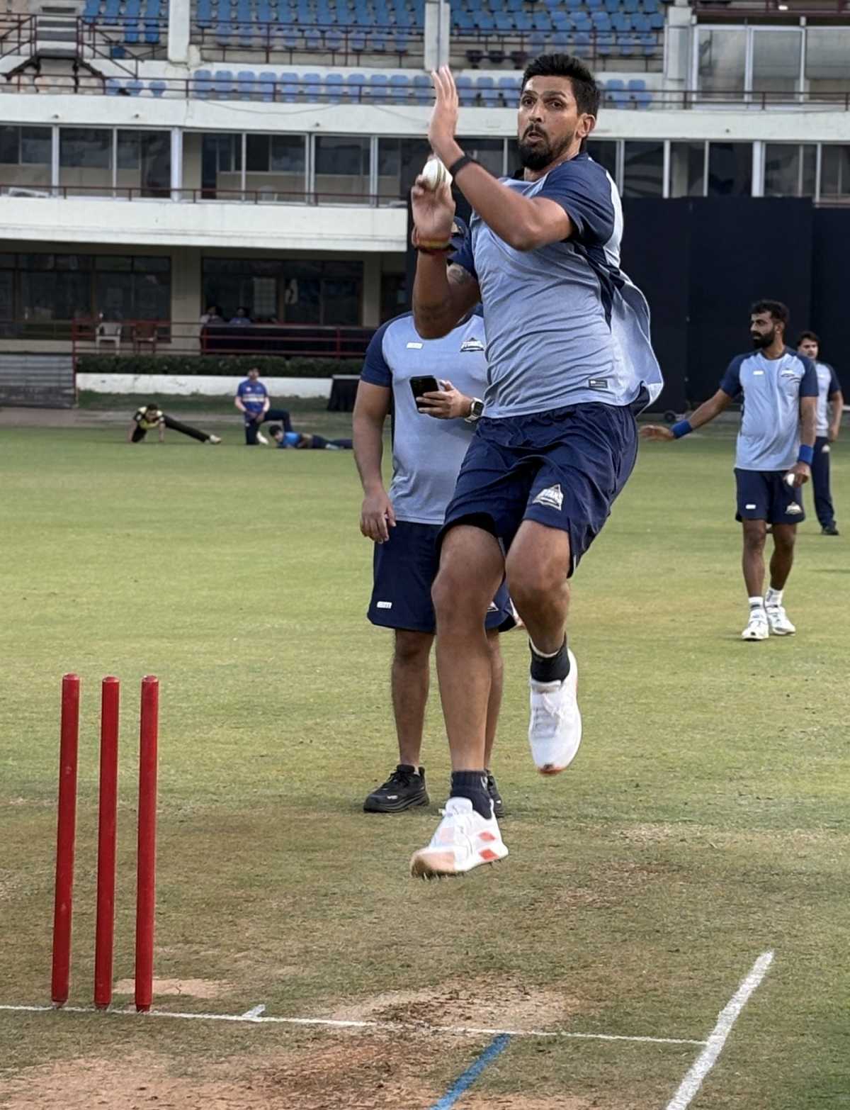 Ishant Sharma bowls during a Gujarat Titans training session ahead of IPL 2025, Surat, January 13, 2025