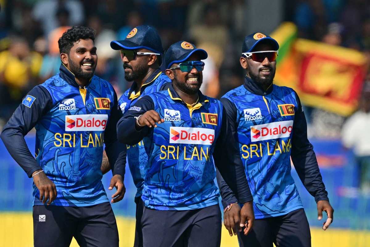 Charith Asalanka celebrate a 2-0 victory, Sri Lanka vs Australia, 2nd ODI, Colombo, February 14, 2025