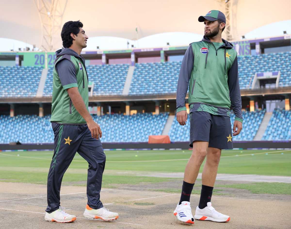 Naseem Shah and Shaheen Shah Afridi chat ahead of the game against India, Pakistan vs India, ICC Men's Champions Trophy, Dubai, February 22, 2025