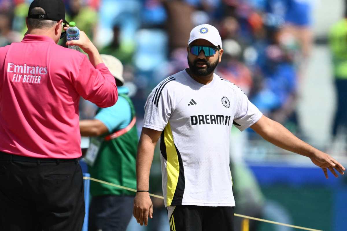 Rohit Sharma glances at the pitch, Pakistan vs India, ICC Men's Champions Trophy, Dubai, February 23, 2025