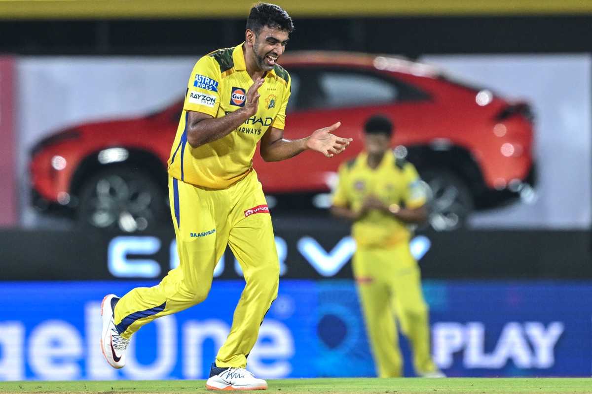 R Ashwin is all smiles after dismissing Will Jacks, Chennai Super Kings vs Mumbai Indians, IPL 2025, Chennai, March 23, 2025