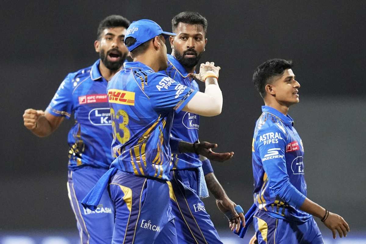 Hardik Pandya was among the wickets for MI, Mumbai Indians vs Royal Challengers Bengaluru, IPL 2025, Wankhede, April 7, 2025