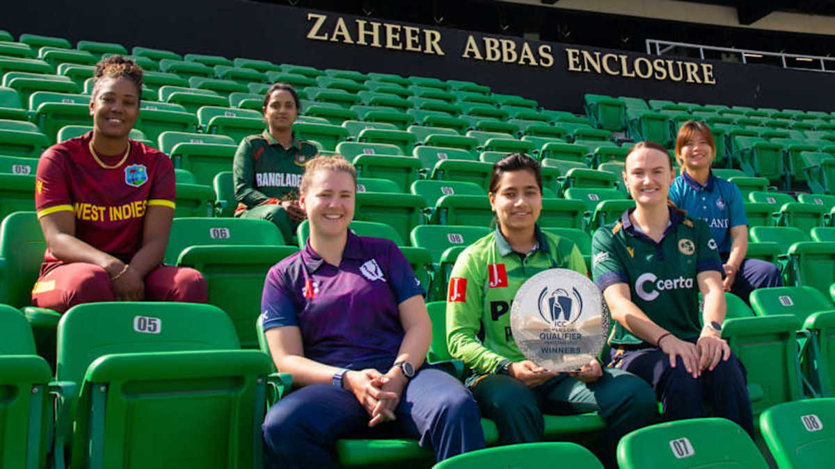 [L to R] Hayley Matthews, Nigar Sultana, Kathryn Bryce, Fatima Sana, Gaby Lewis and Naruemol Chaiwai pose with the trophy, Lahore, April 8, 2025