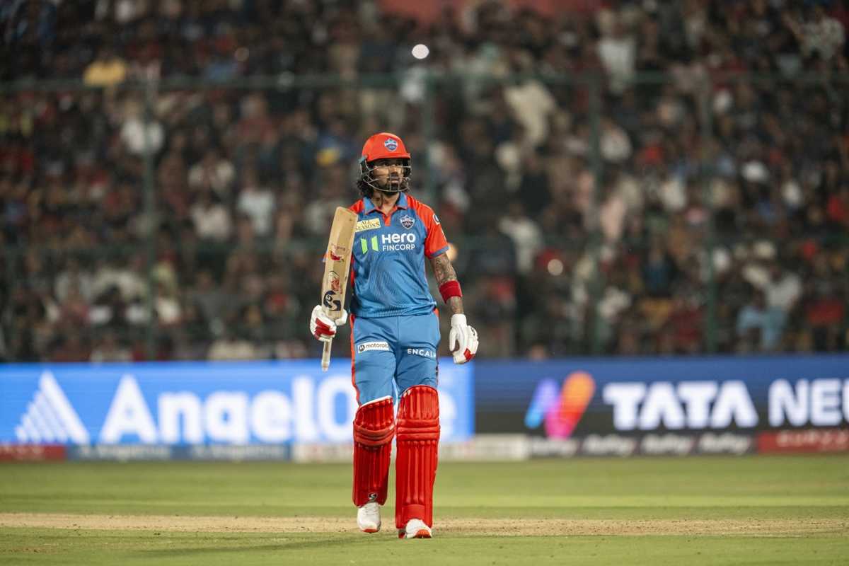 KL Rahul raises his fifty, Royal Challengers Bengaluru vs Delhi Capitals, IPL, Bengaluru, April 10, 2025