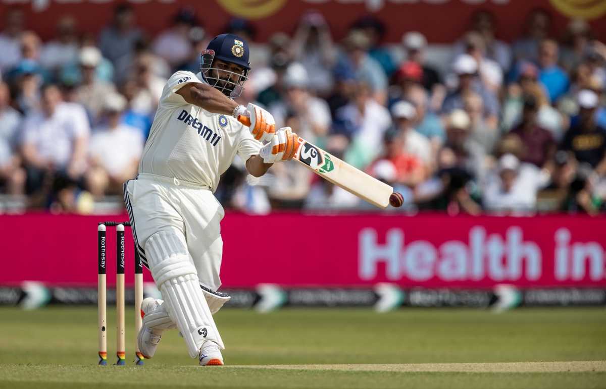RIshabh Pant had an early attempt at a wild heave, England vs India, 1st Test, Leeds, 2nd day, June 21, 2025