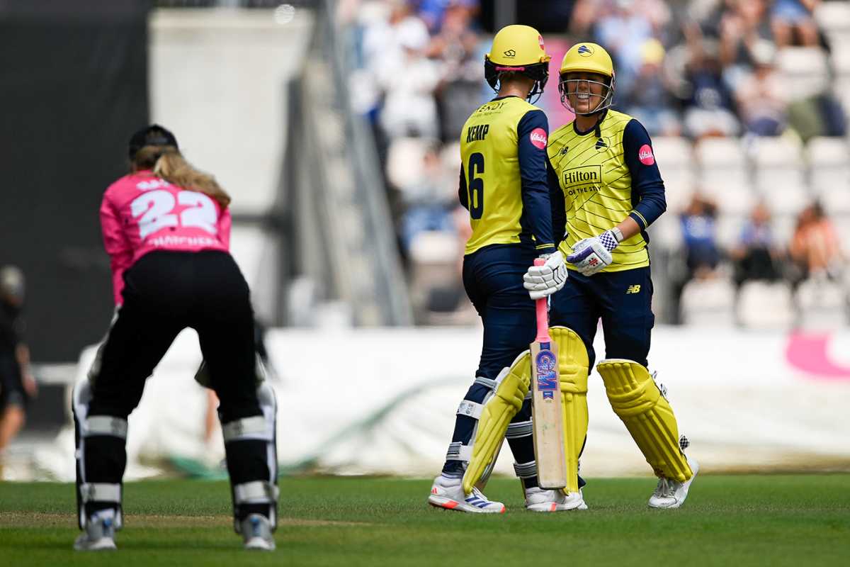 Freya Kemp and Georgia Adams celebrate their last-over victory, Hampshire vs Somerset, Women's T20 Blast, Utilita Bowl, July 6, 2025