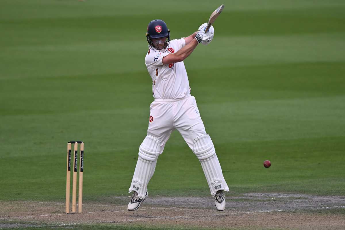 Tom Westley cuts in front of square, Sussex vs Essex, County Championship, Division One, Hove, July 22, 2025