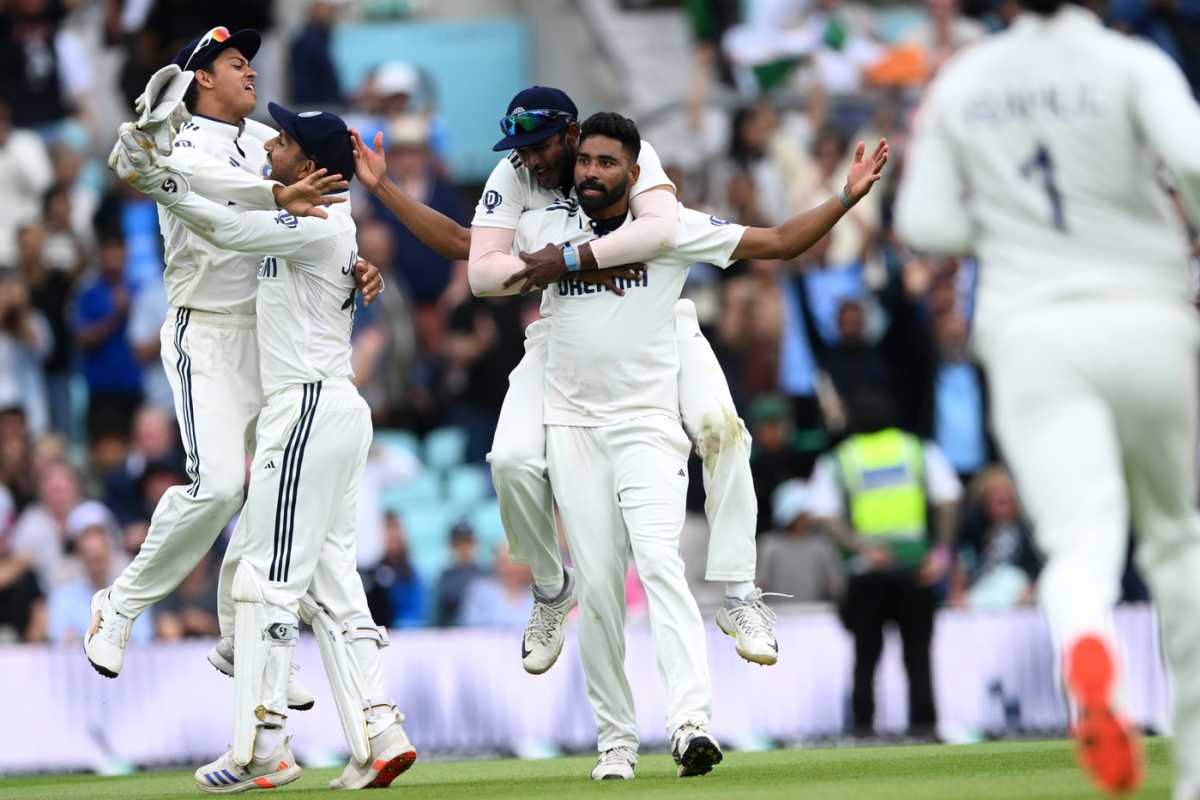 Mohammed Siraj soaks it in after claiming the final wicket, England vs India, 5th Test, 5th day, The Oval, August 4, 2025