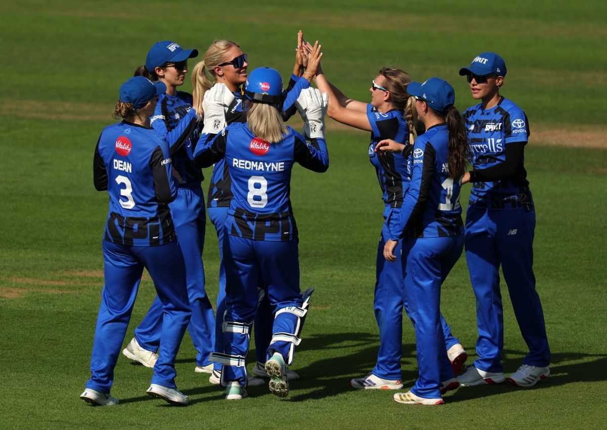 Sarah Glenn picked the key wicket of Lauren Winfield-Hill, Oval Invincibles vs London Spirit, Women's Hundred, The Oval, August 25, 2025