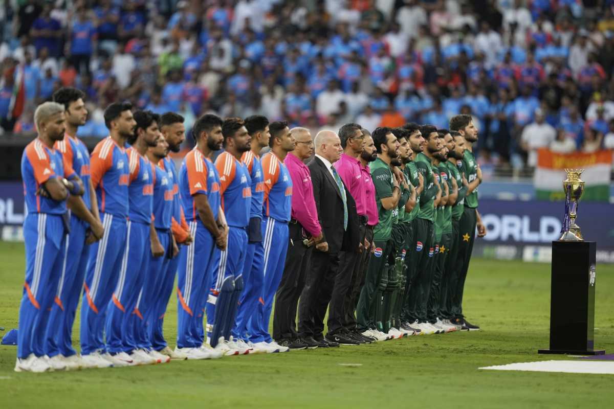 India and Pakistan line up for the anthems, India vs Pakistan, Men's T20 Asia Cup, Dubai, September 14, 2025
