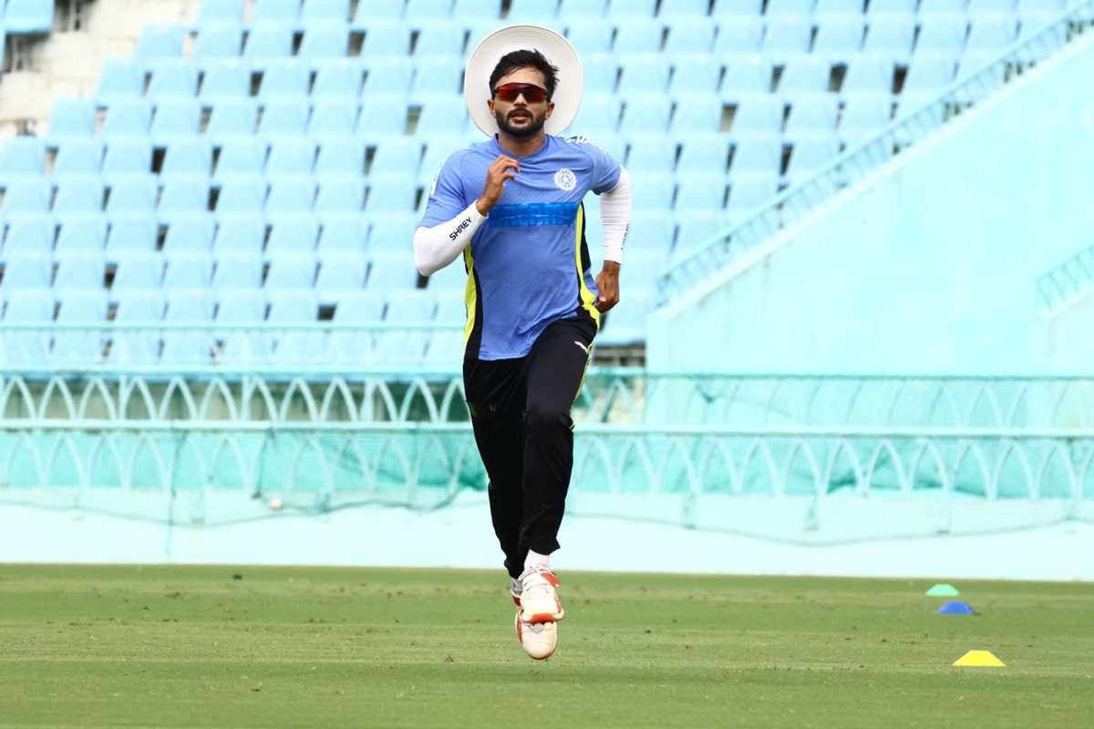 Nitish Kumar Reddy warms up, India A vs Australia A, Lucknow, September 14, 2025