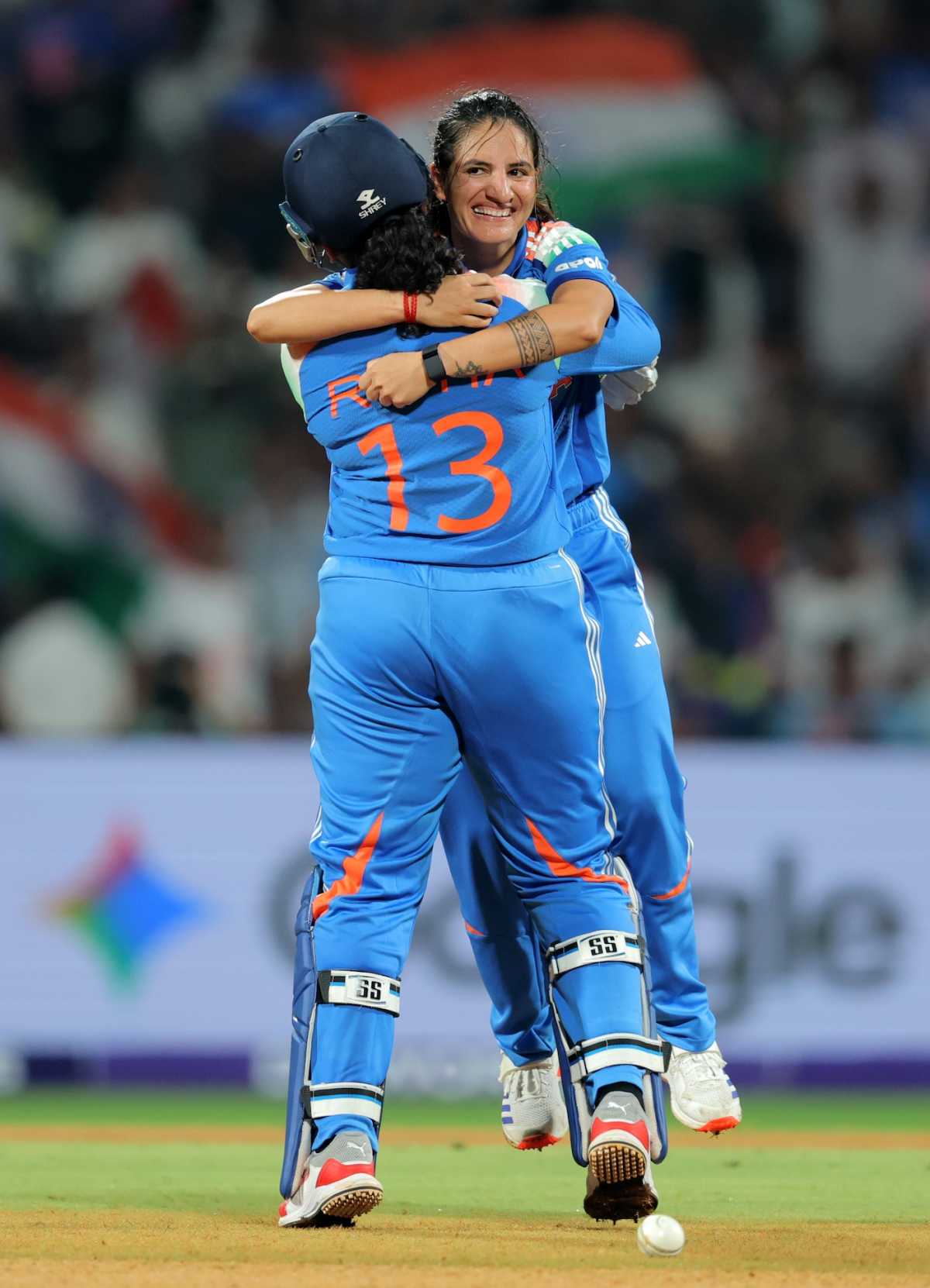 Renuka Singh got a bear hug from Richa Ghosh, India vs New Zealand, Women's ODI World Cup, Navi Mumbai, October 23, 2025