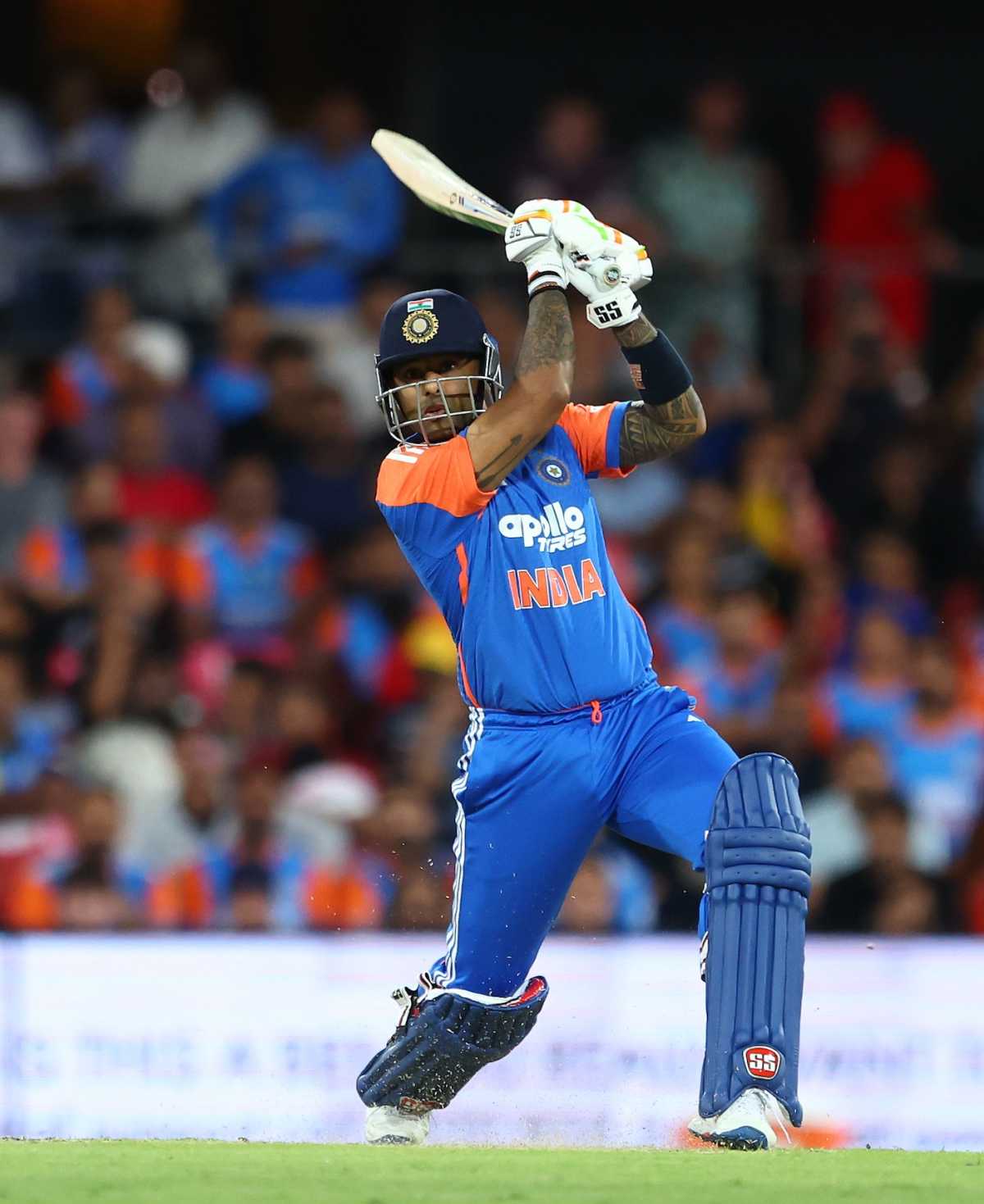 Suryakumar Yadav goes big, Australia vs India, 4th T20I, Gold Coast, November 6, 2025