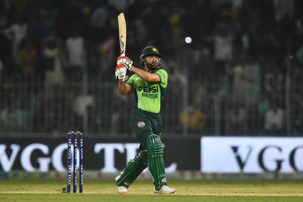 Mohammad Nawaz added plenty of runs at the death, Pakistan vs South Africa, 2nd ODI, Rawalpindi, November 6, 2025
