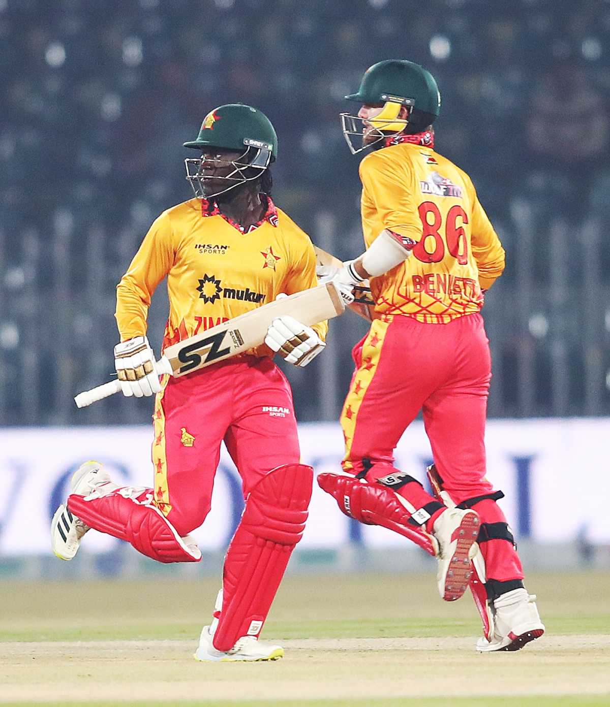 Tadiwanashe Marumani and Brian Bennett put on 72 runs for the first wicket, Pakistan v Zimbabwe, 1st match, T20 tri-series, Rawalpindi, November 18, 2025