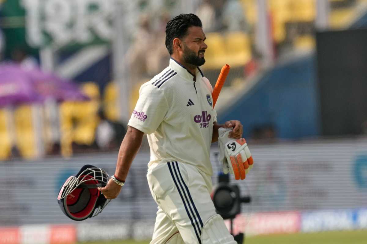 Rishabh Pant fell early in his first innings as Test captain, India vs South Africa, 2nd Test, Guwahati, 3rd day, November 24, 2025