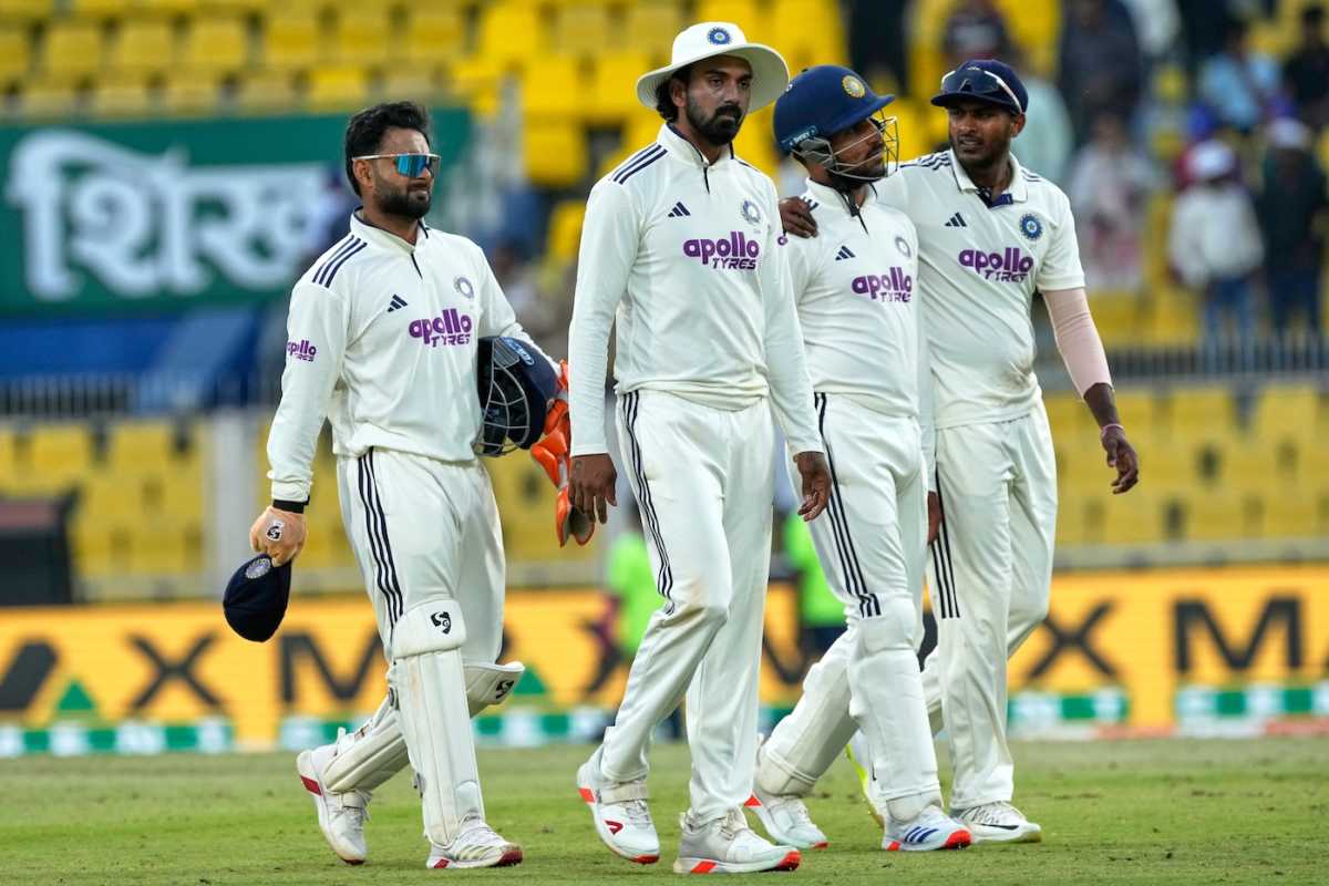 Rishabh Pant, KL Rahul, Dhruv Jurel and Sai Sudharsan walk off after another poor day for India, India vs South Africa, 2nd Test, Guwahati, 3rd day, November 24, 2025