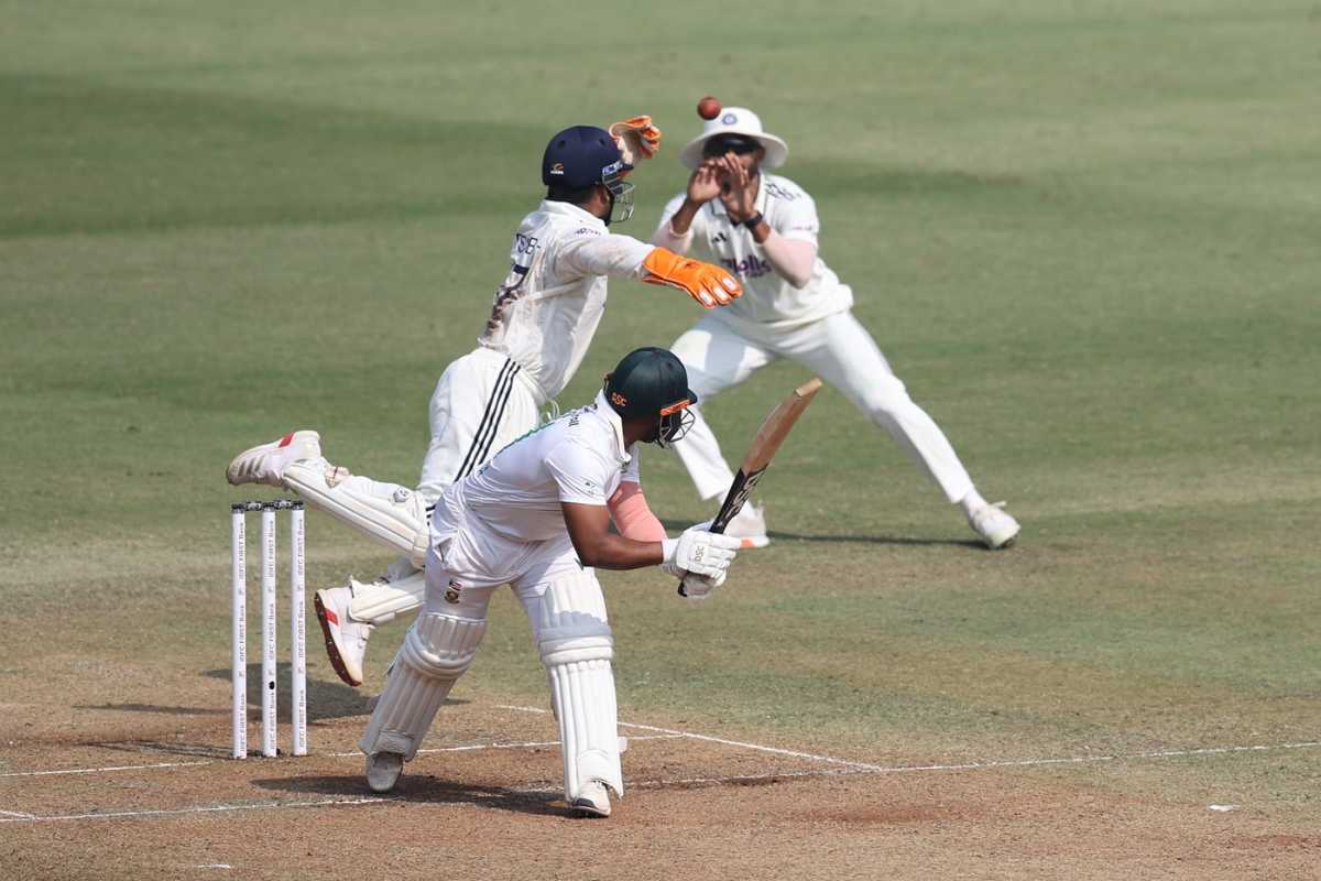 Temba Bavuma was caught at leg slip by Nitish Kumar Reddy, India vs South Africa, 2nd Test, Guwahati, 4th day, November 25, 2025