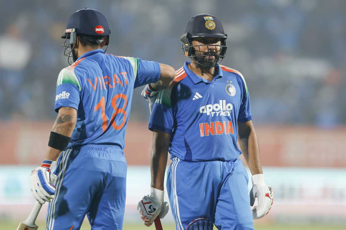 Virat Kohli pats Rohit Sharma on his back after the latter made 75, India vs South Africa, 3rd ODI, Visakhapatnam, December 6, 2025