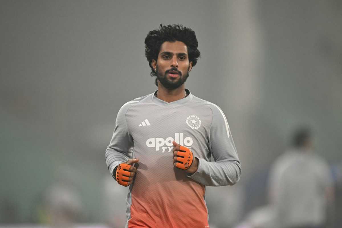 Tilak Varma warms up for the Lucknow T20I, India vs South Africa, 4th T20I, Lucknow, December 17, 2025