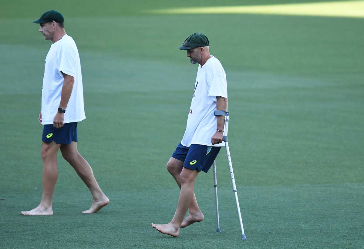 Nathan Lyon required crutches after injuring himself on day five, Australia vs England, 3rd Test, Adelaide, 5th day, December 21, 2025