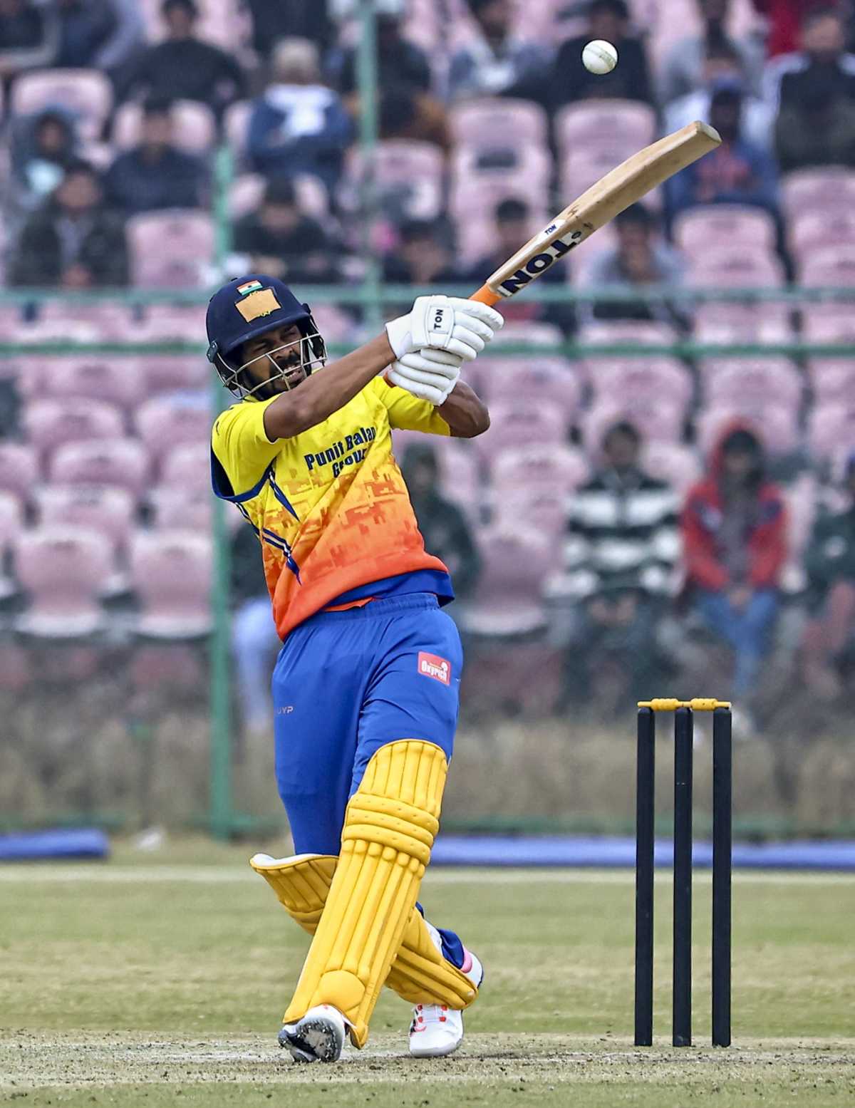 Ruturaj Gaikwad looks to swing one away, Maharashtra vs Mumbai, Vijay Hazare Trophy 2025-26, Jaipur, January 3, 2026