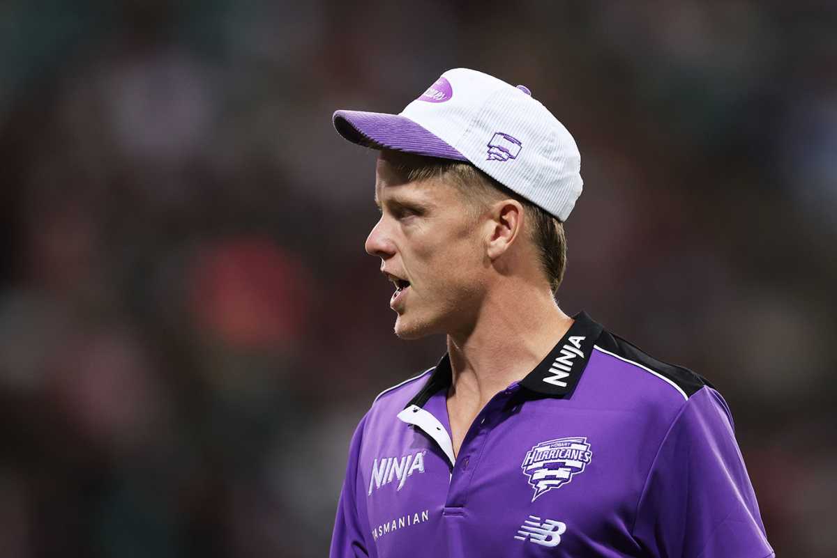 Nathan Ellis had to watch from the sidelines, Hobart Hurricanes vs Sydney Sixers, BBL Challengers, Sydney, December 23, 2025