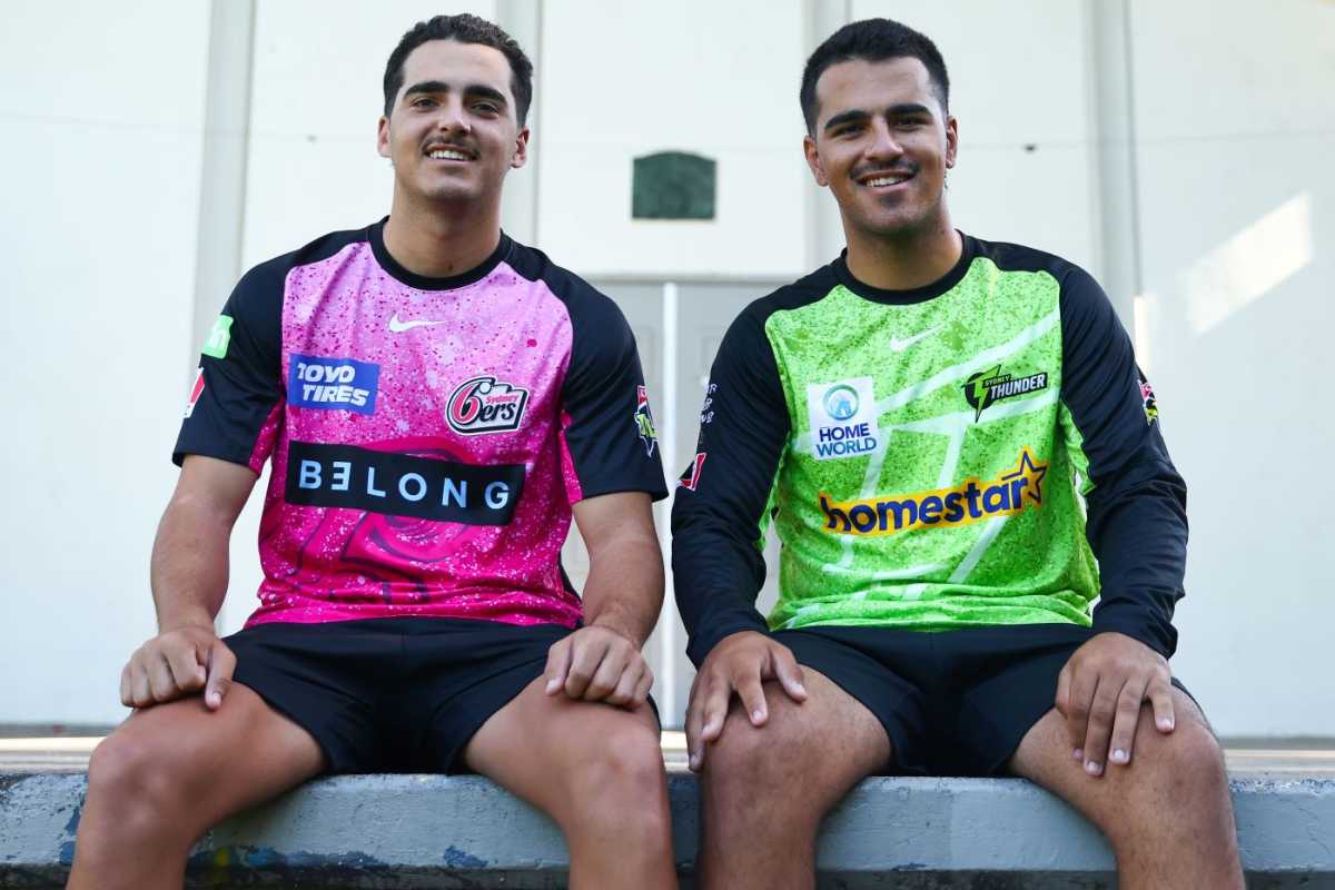 Joel (left) and Ollie Davies (right) are set to be BBL teammates next season at Sydney Sixers