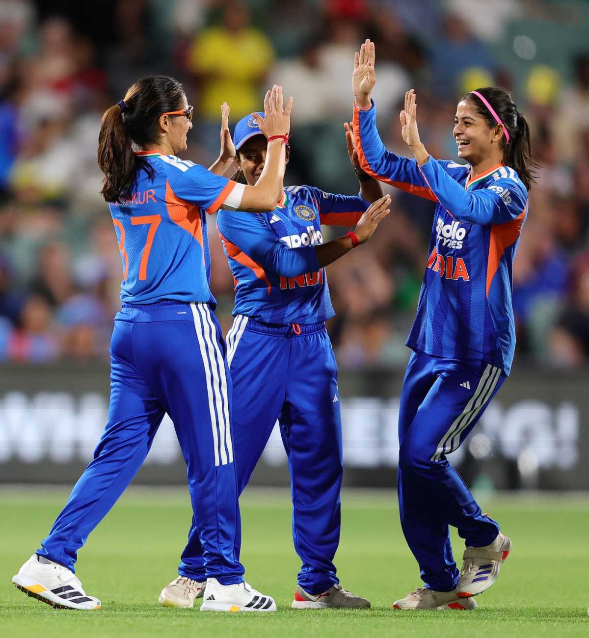Shreyanka Patil took two wickets in the powerplay, Australia vs India, 3rd T20I, Adelaide, February 21, 2026
