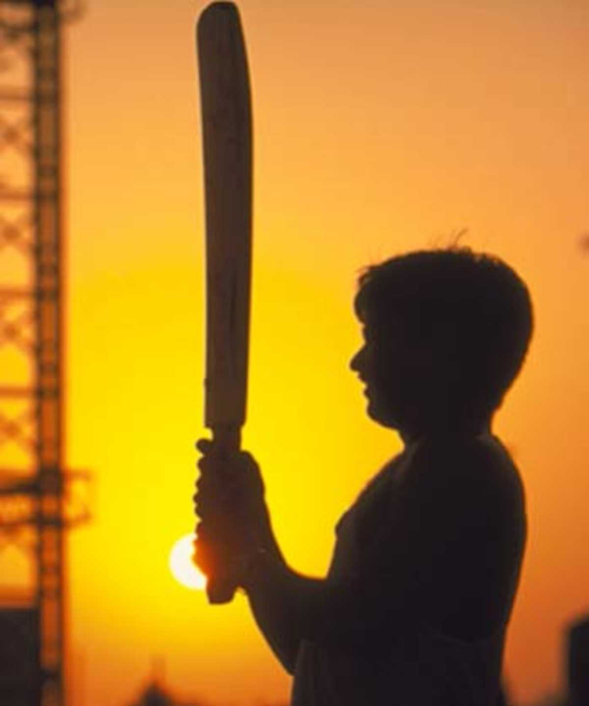 Twilight cricket in Mumbai