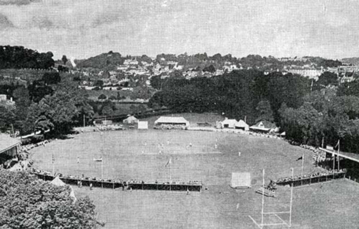 Torquay during the 1954 festival
