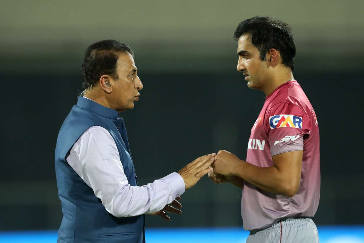 Sunil Gavaskar has a word with Gautam Gambhir | ESPNcricinfo.com