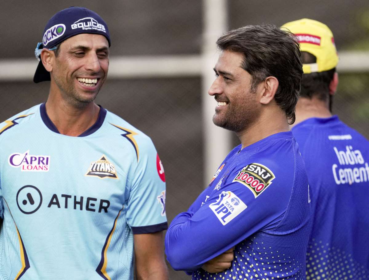 Ms Dhoni India Looks Sky Editorial Stock Photo - Stock Image | Shutterstock  Editorial, image size:1200x909