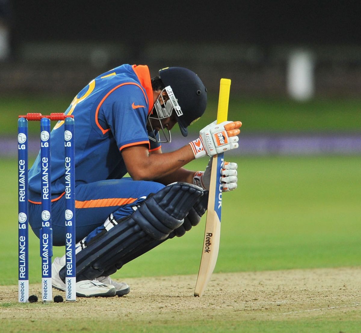 MS Dhoni Swats One Down The Ground ESPNcricinfo ms-dhoni-swats-one-down-the-ground-espncricinfo