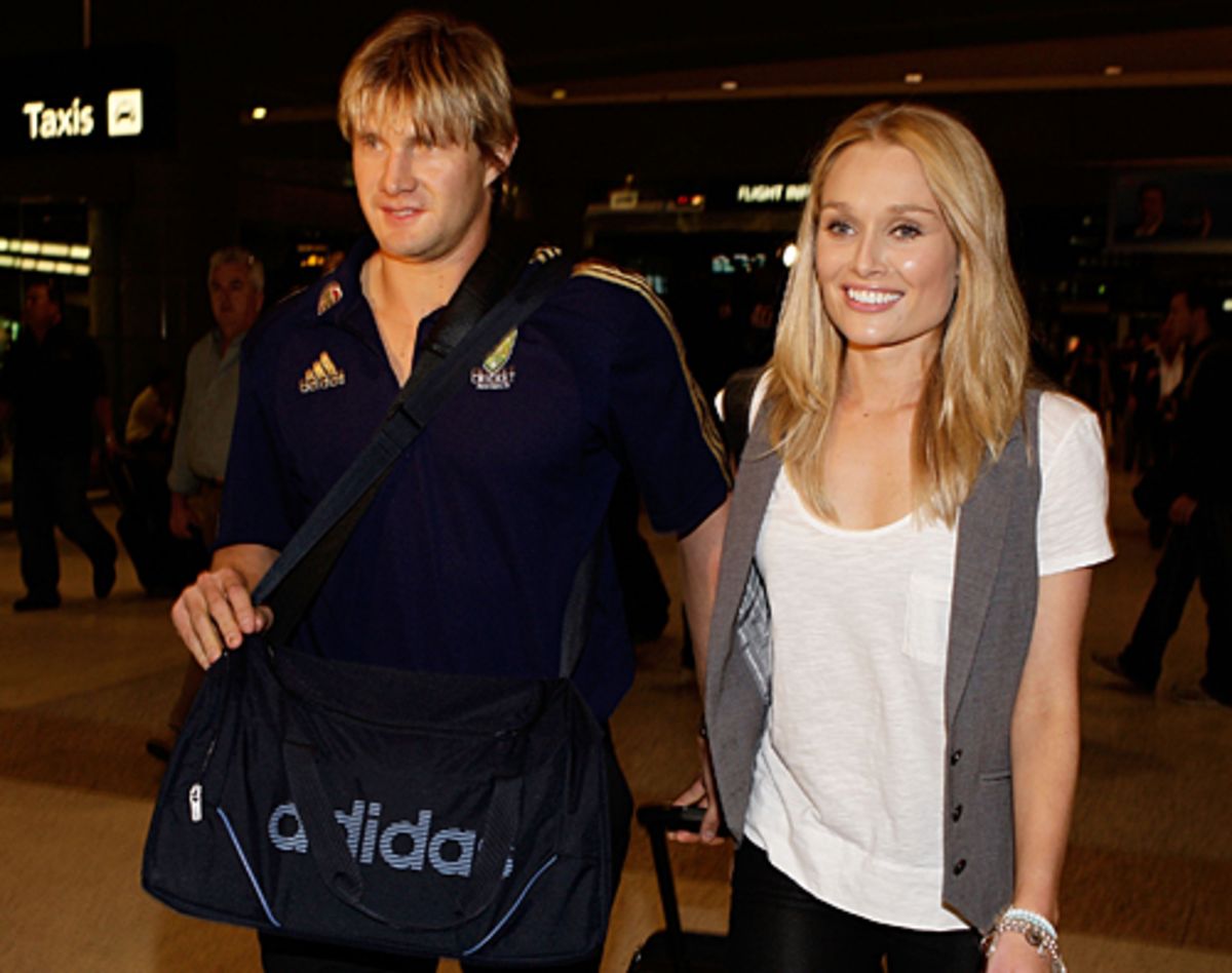 Shane Watson And His Partner Lee Furlong Arrive In Sydney ...