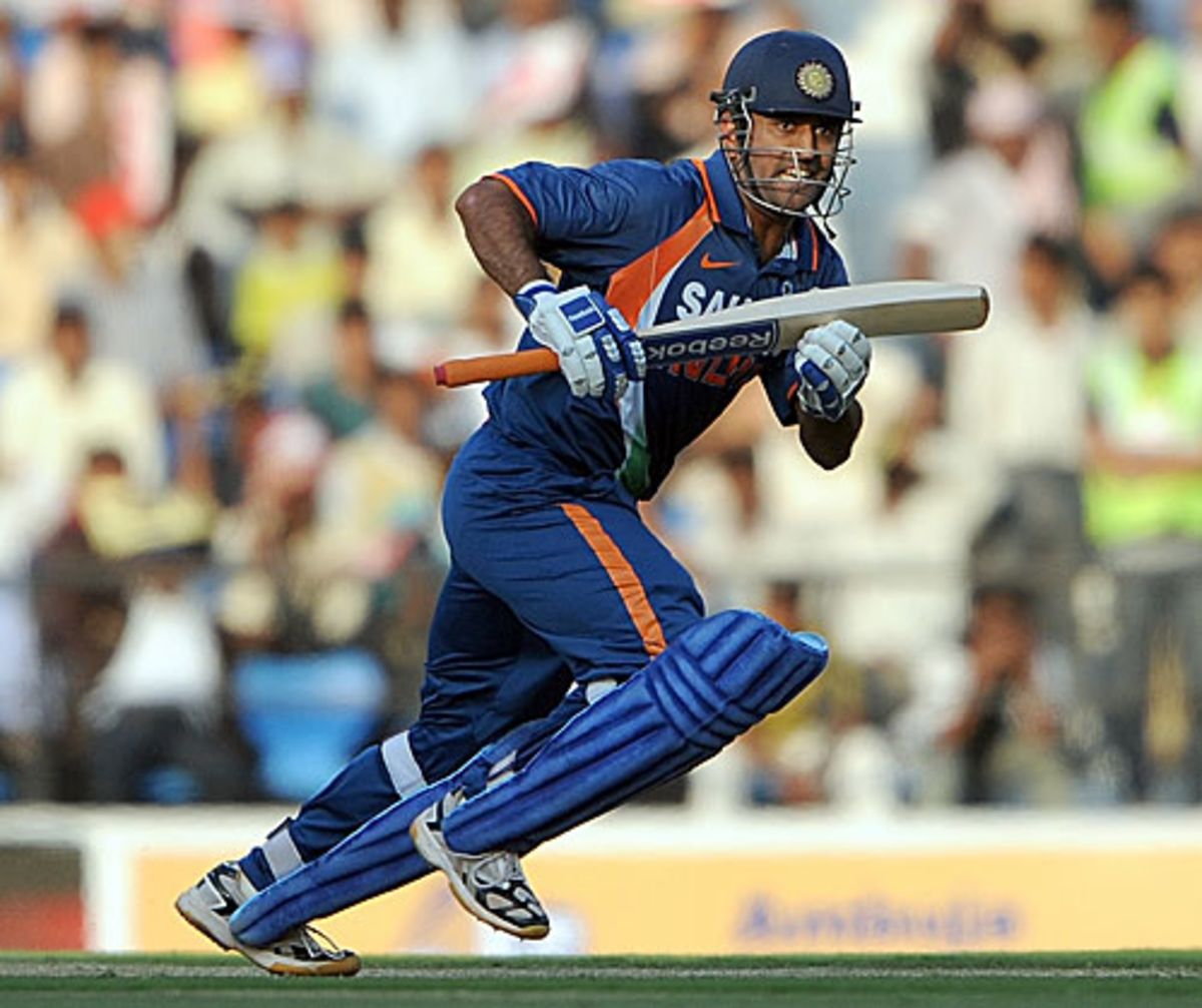 MS Dhoni hurries a single during his century | ESPNcricinfo.com