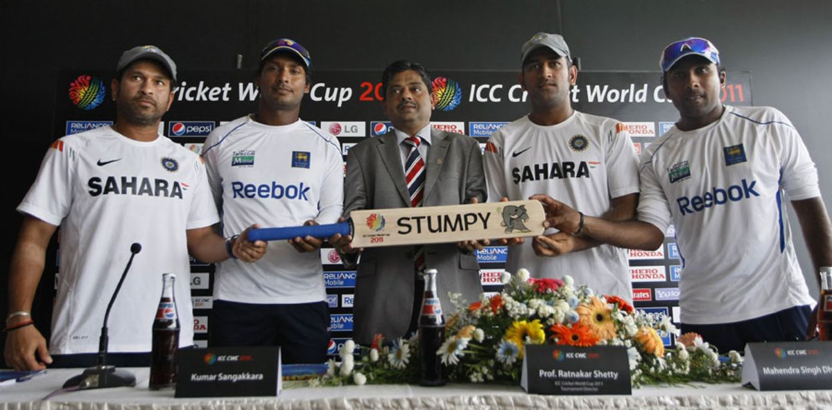 Tournament director Ratnakar Shetty flanked by senior India and Sri ...