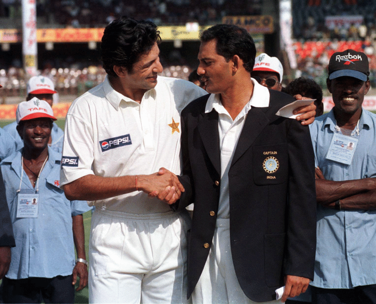 Rival captains Wasim Akram and Mohammad Azharuddin shake hands at the toss, India v Pakistan, 3rd Test, Chennai, 1st day, January 28, 1999