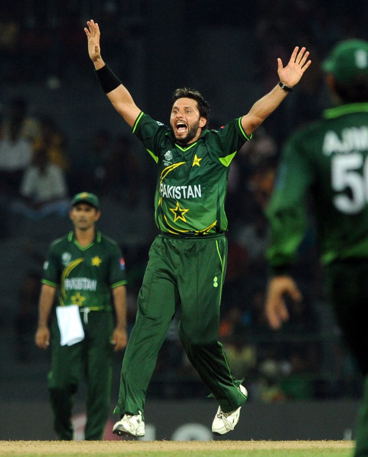 Shahid Afridi celebrates the wicket of Ashish Bagai, Canada v Pakistan, Group A, World Cup 2011, Colombo, March 3, 2011