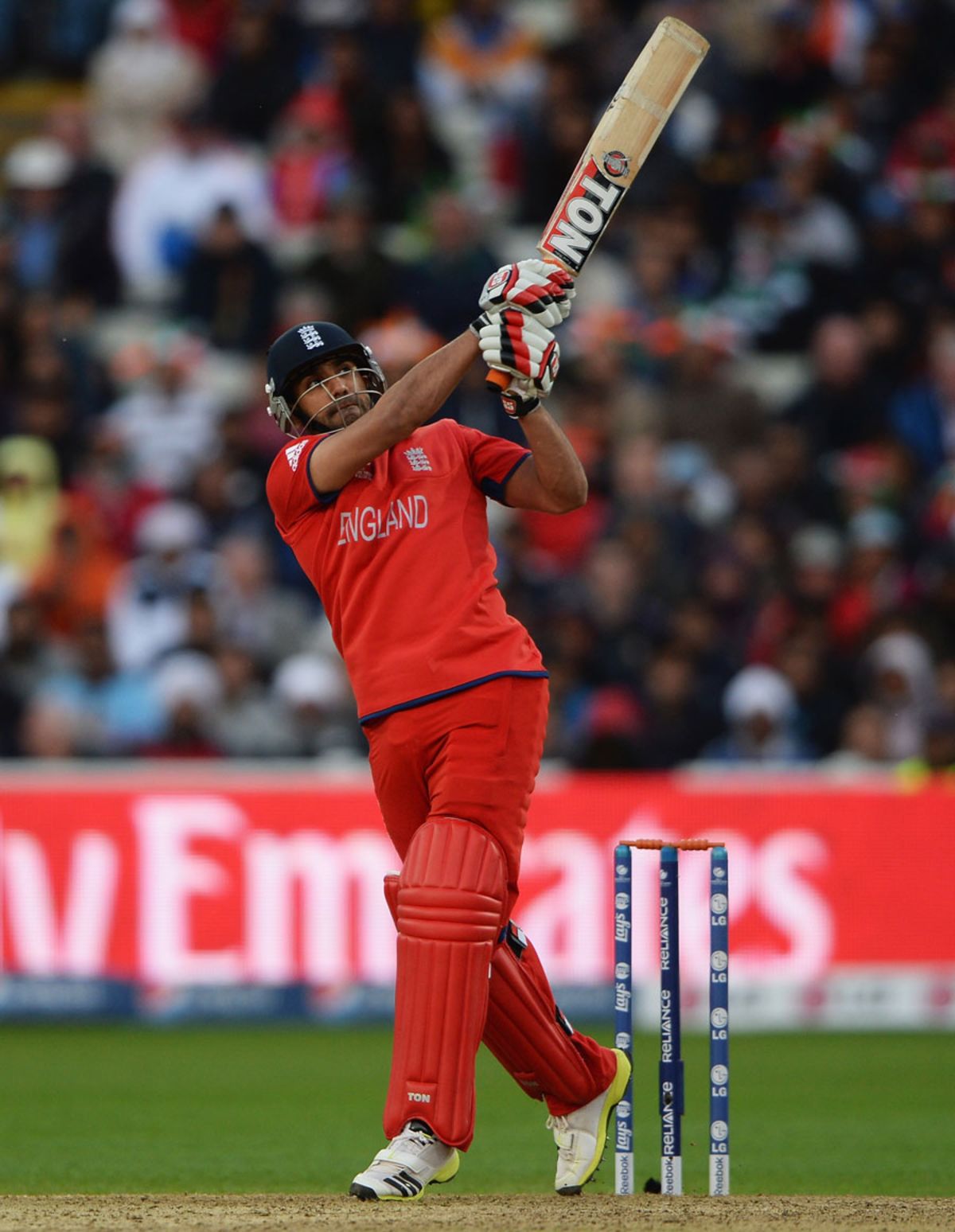 Ravi Bopara Hits Over The Midwicket Boundary | ESPNcricinfo.com