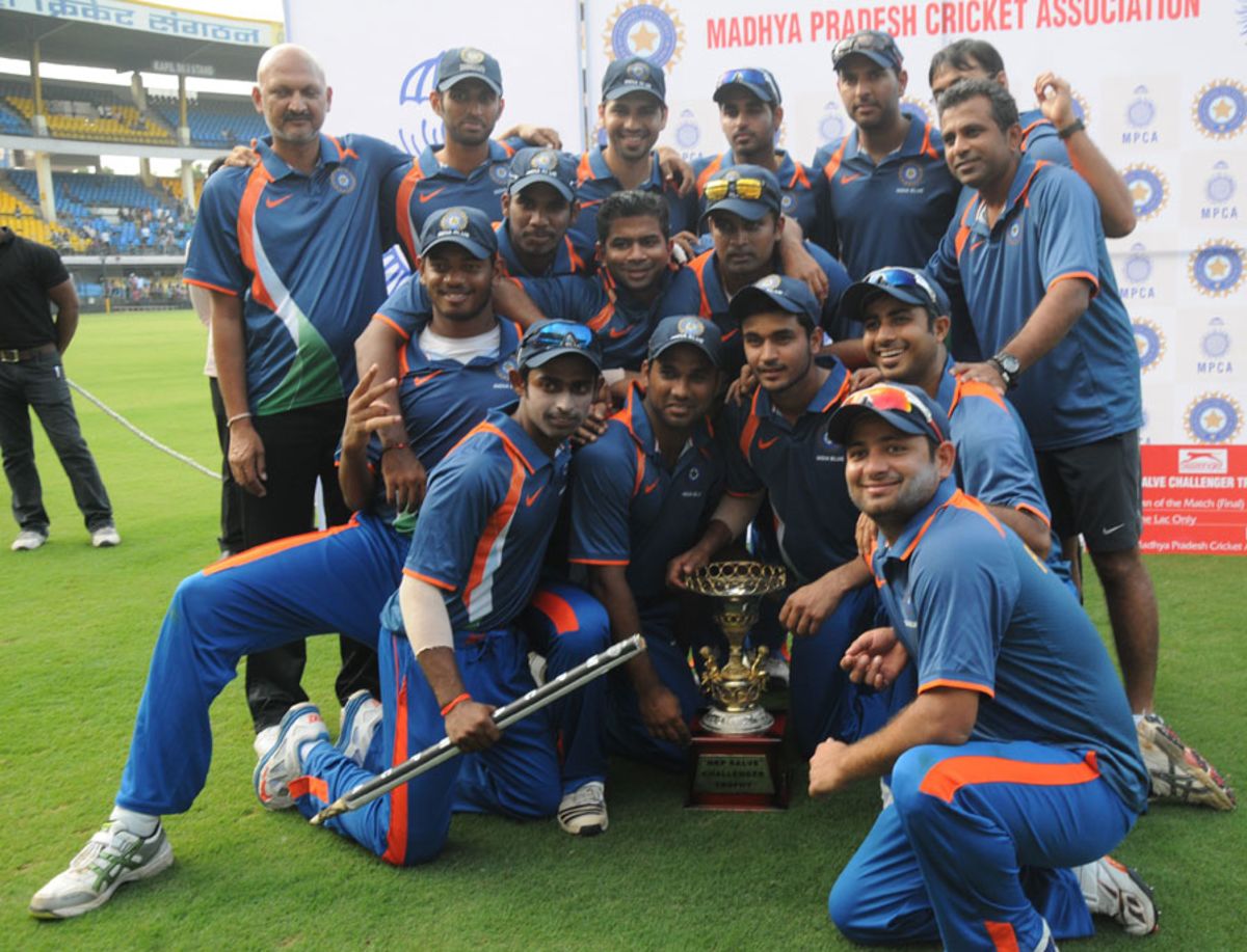 Yuvraj Singh With The NKP Salve Challenger Trophy | ESPNcricinfo.com