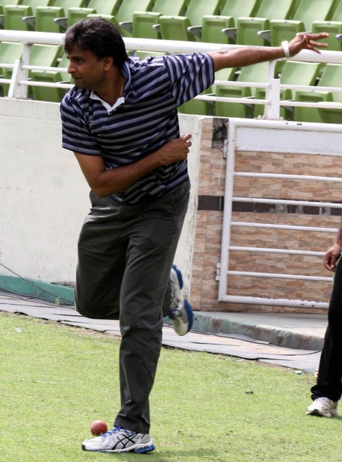 Javagal Srinath bowls to Tamim Iqbal in the nets, Mirpur, October 20, 2013