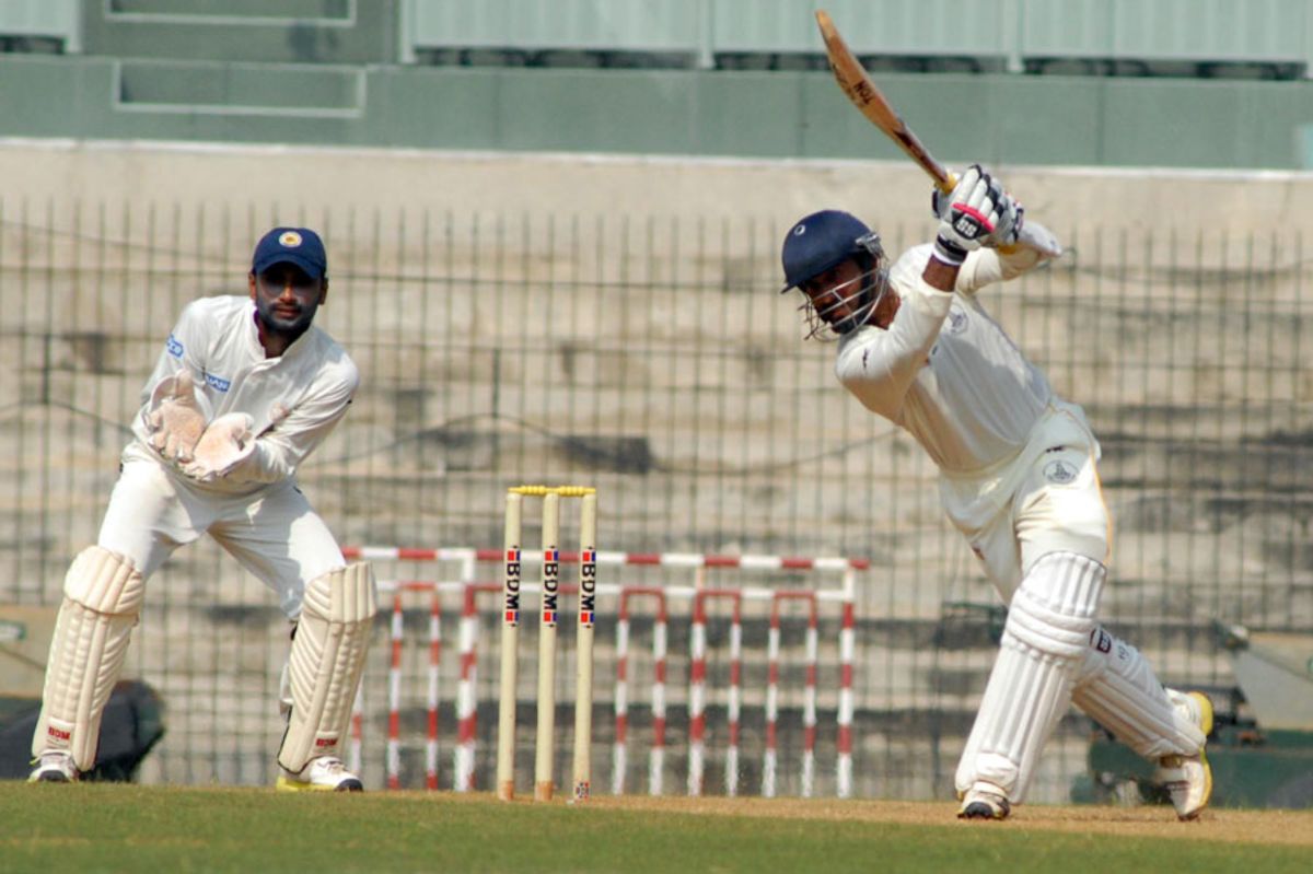 Izatullah Dawlatzai In His Delivery Stride | ESPNcricinfo.com