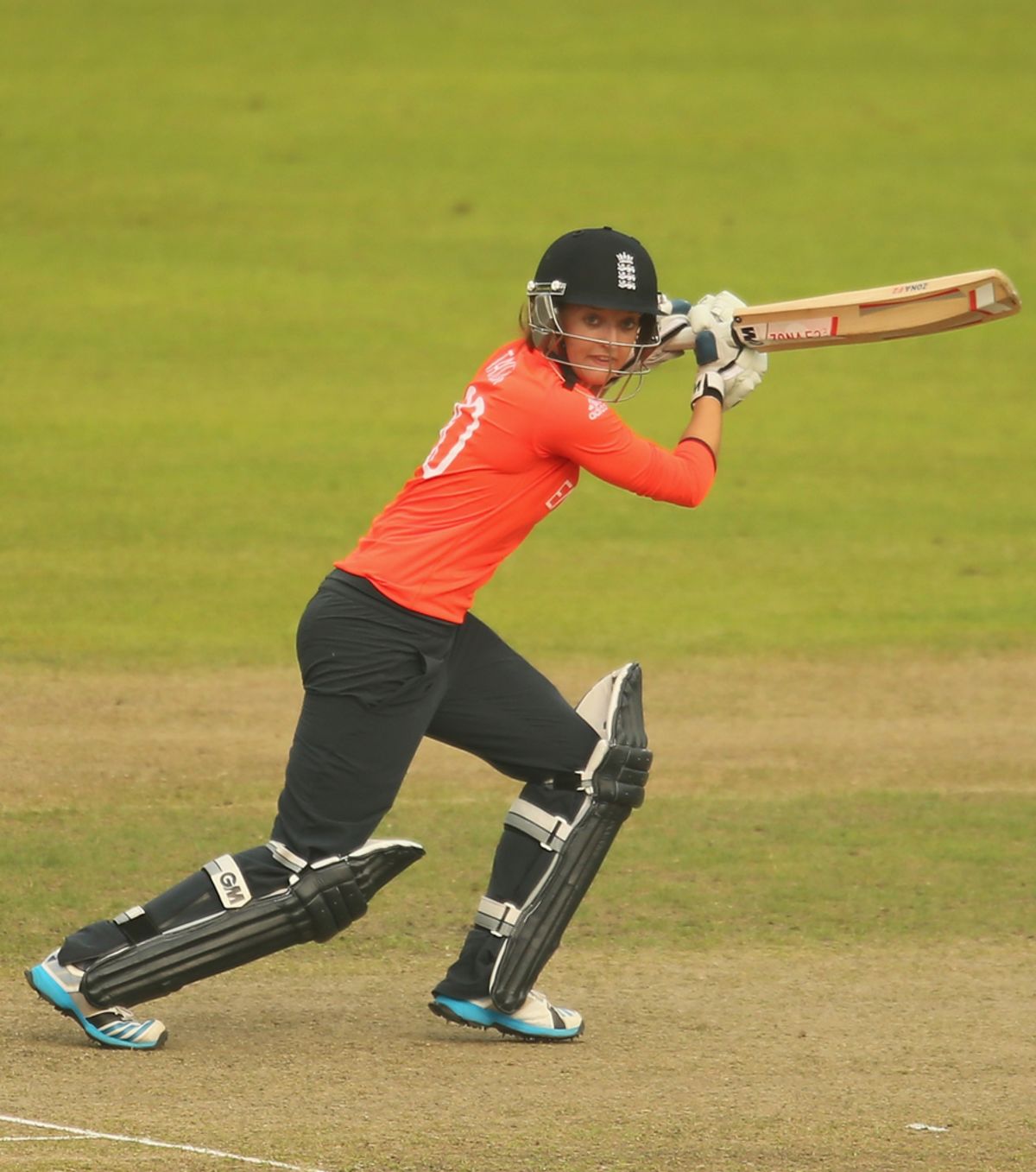 Sarah Taylor picks a gap through point | ESPNcricinfo.com