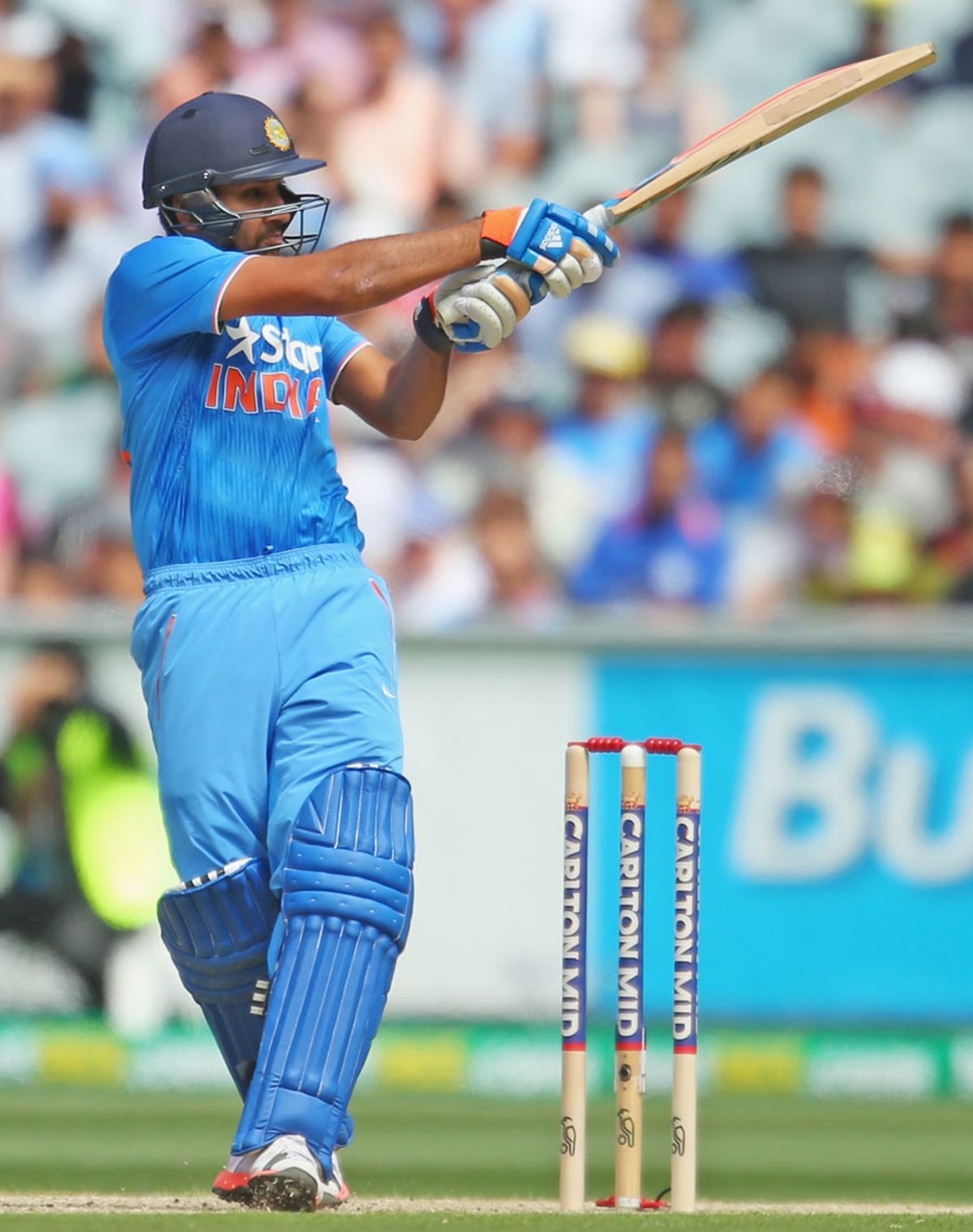 Rohit Sharma plays a pull shot, Australia v India, Carlton Mid Tri-series, Melbourne, January 18, 2015