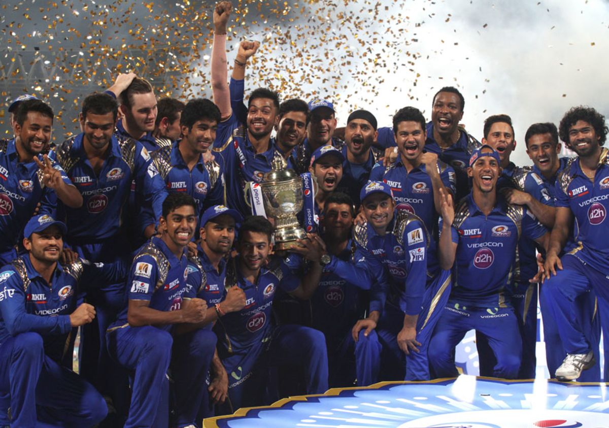 Mumbai Indians celebrate with the IPL 2015 trophy, Mumbai Indians v Chennai Super Kings, IPL 2015, Final, Kolkata, May 24, 2015