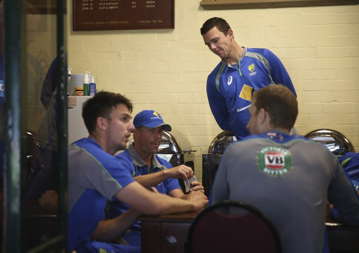 The Australian players play cards during a rain delay, Australia v West Indies, 3rd Test, Sydney, 3rd day, January 5, 2016